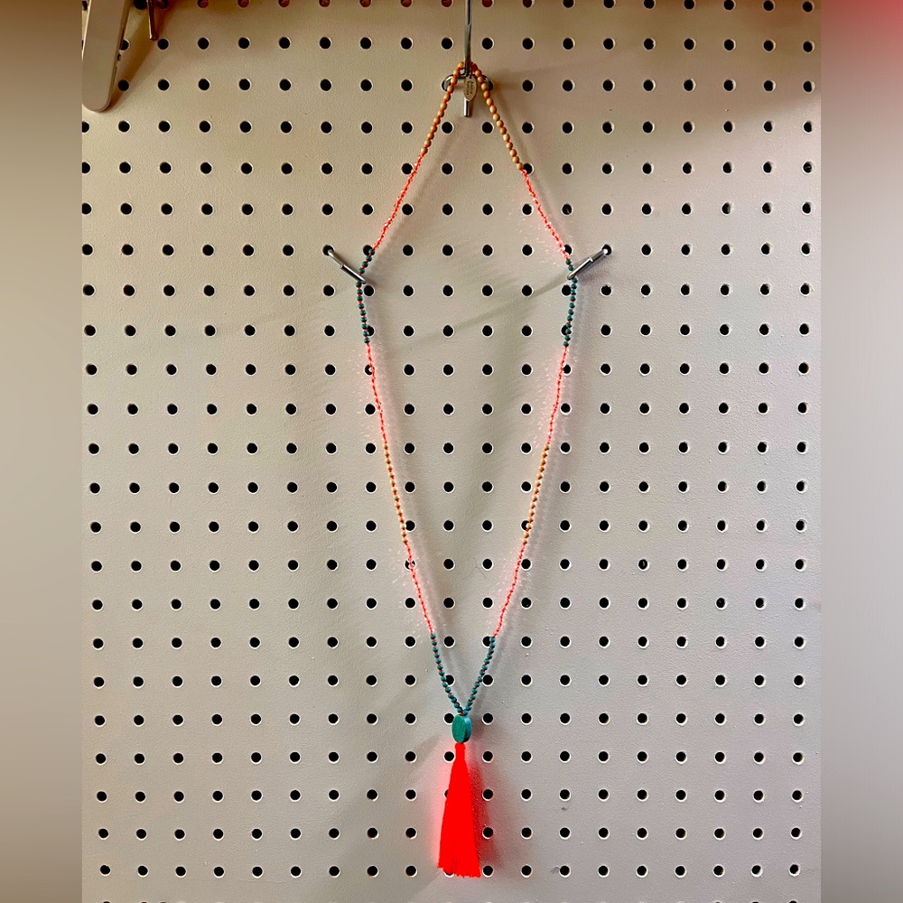 Tassel beaded necklace